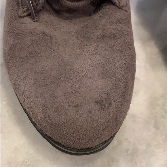 White Mountain Ankle Boots - tie up - Picture 3 of 6